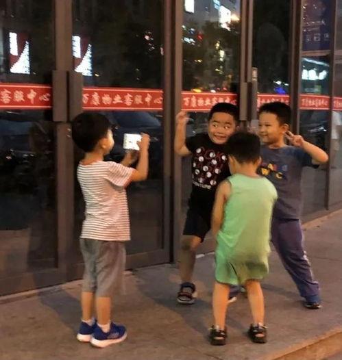 娱乐吃瓜头像图片男生,揭秘校园吃瓜达人,男生头像背后的故事